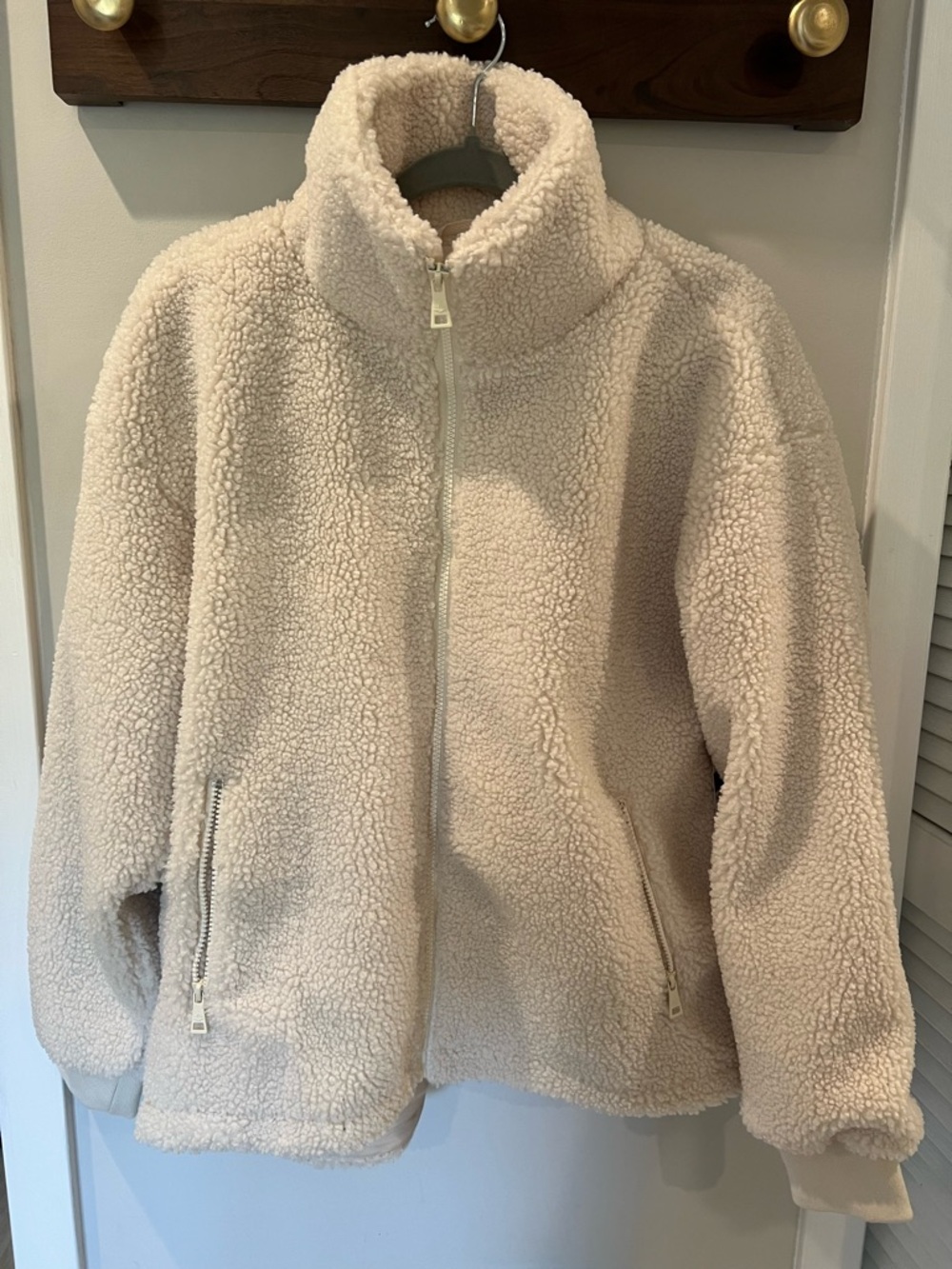 Beyond Yoga Pillow Sherpa Jacket - Small - Ivory